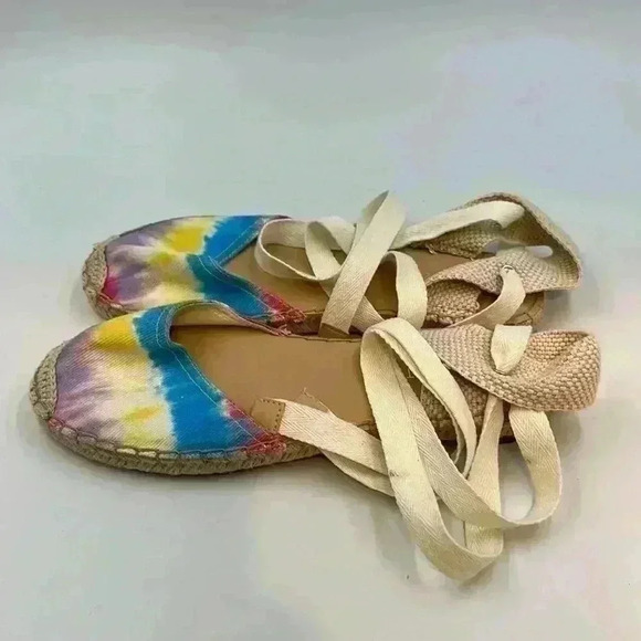 Nine West espadrille sandal, cloth upper- Size 9 - Picture 2 of 6